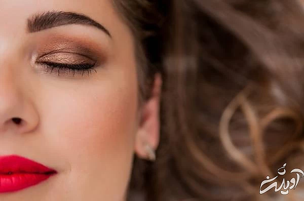 آرایش حرفه ای چشم ماندگاری سایه چشم